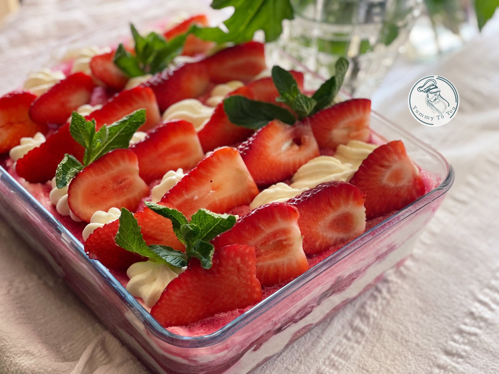 asamblare tiramisu capsuni 4