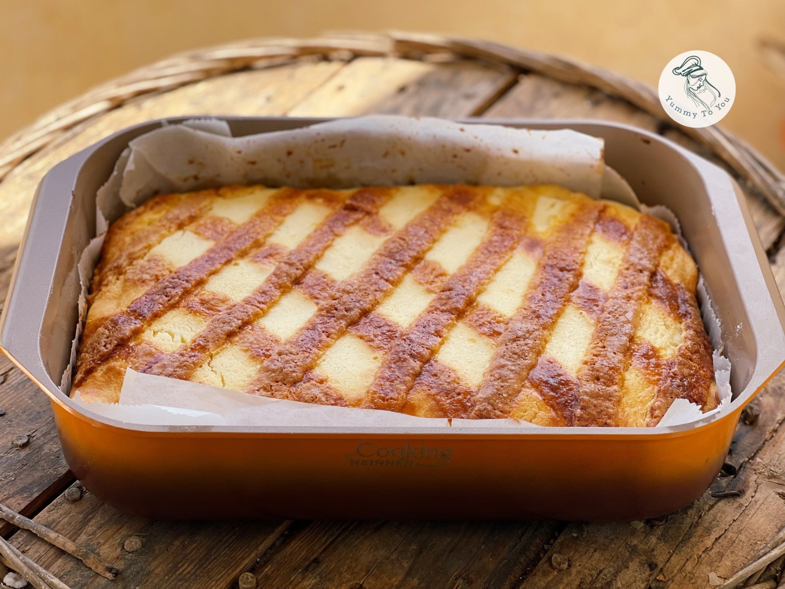 Plăcintă cu brânză dulce, smântână și aluat fraged dupa coacere