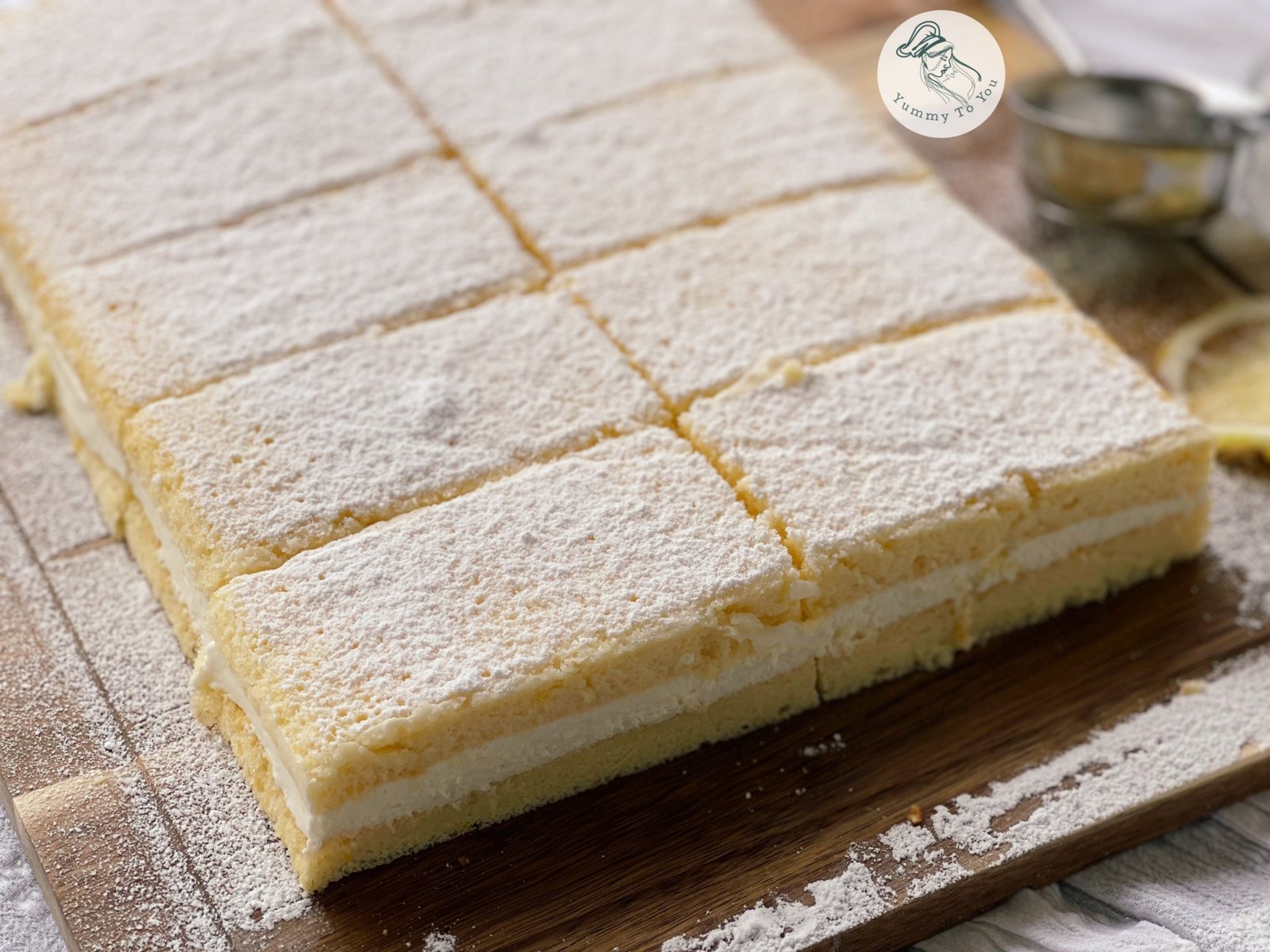 Homemade Kinder Paradiso – ultra fluffy cake with mascarpone and lemon cream