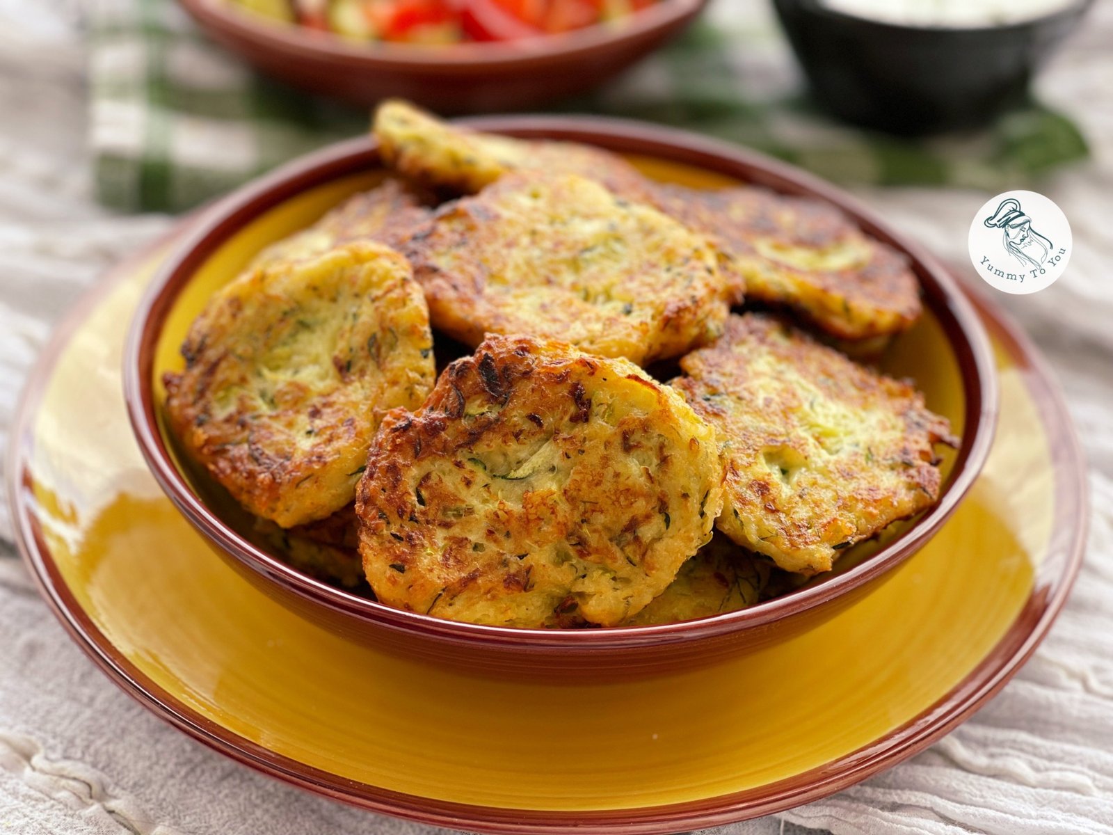 Chifteluțe de Dovlecei cu Feta și Parmezan servire 4