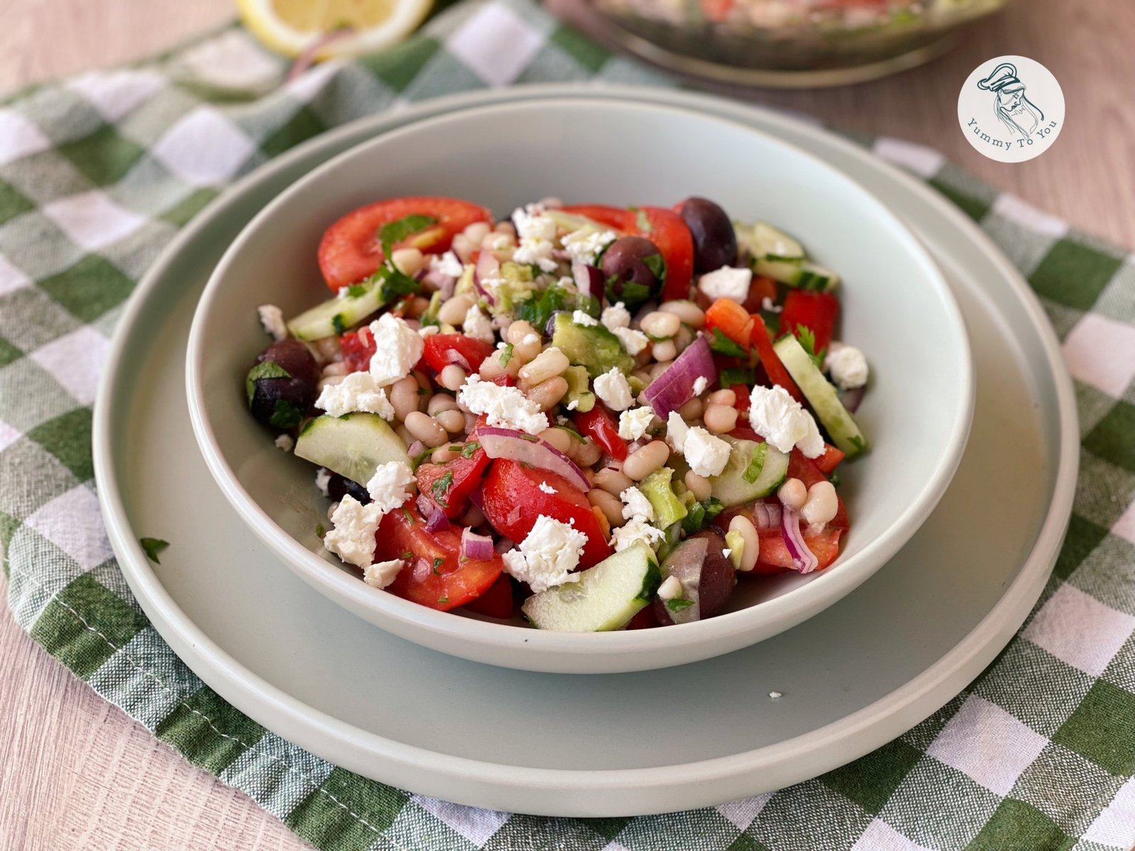 White Bean Salad with Avocado and Fresh Vegetables – A Quick and Easy Recipe