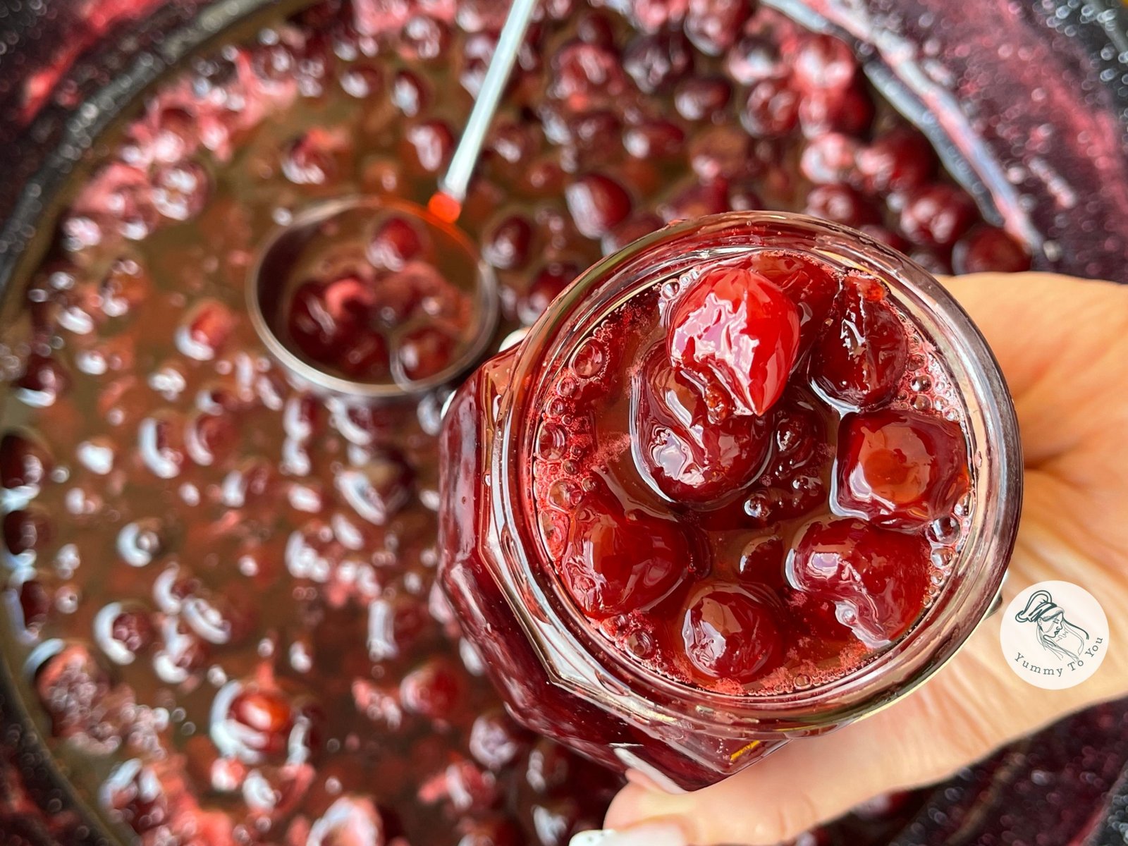 umplere borcane cu dulceata cirese umplere borcane cu dulceata cirese