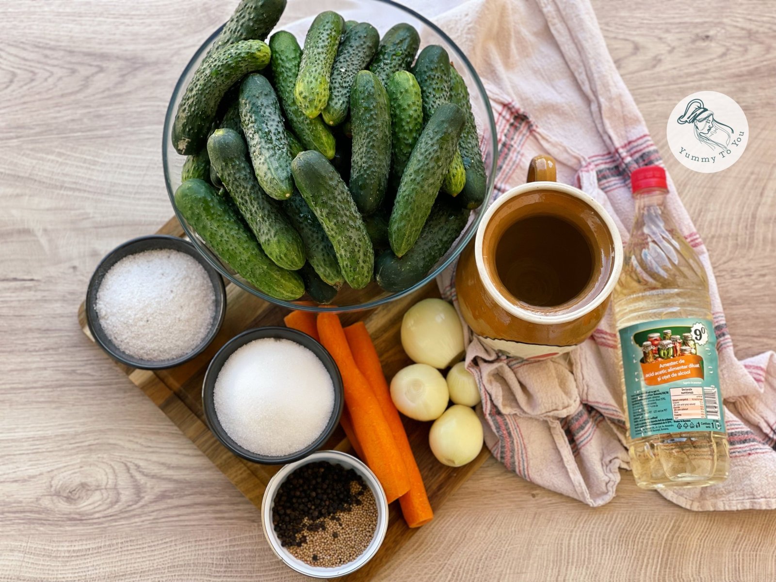 Castraveți în oțet – crocanți și fără conservanți adăugați ingrediente Castraveți în oțet – crocanți și fără conservanți adăugați ingrediente