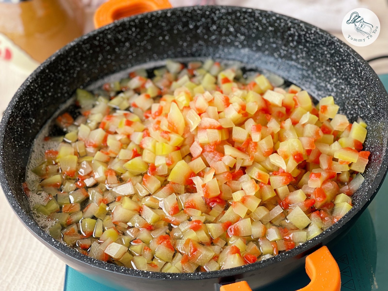adaugare cuburi de pepene in sirop