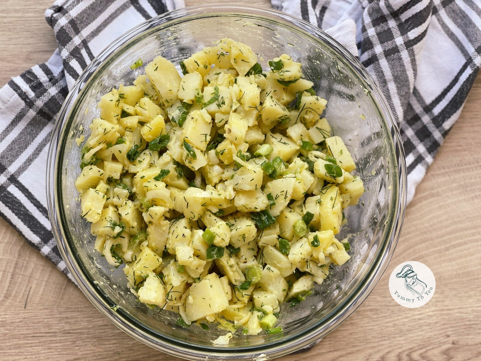 salata de cartofi noi salata de cartofi noi