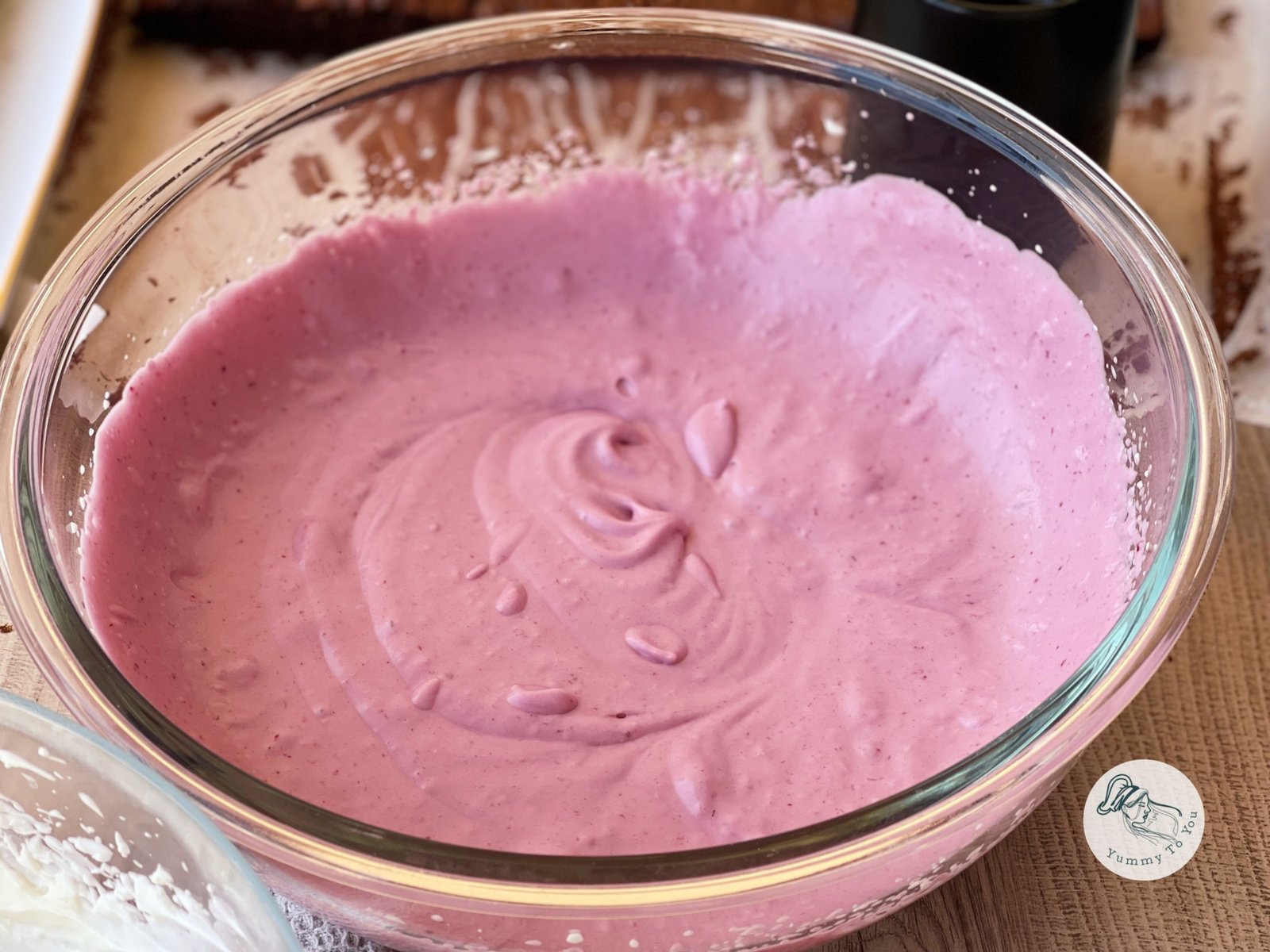 crema de branza cu piure de mure crema de branza cu piure de mure