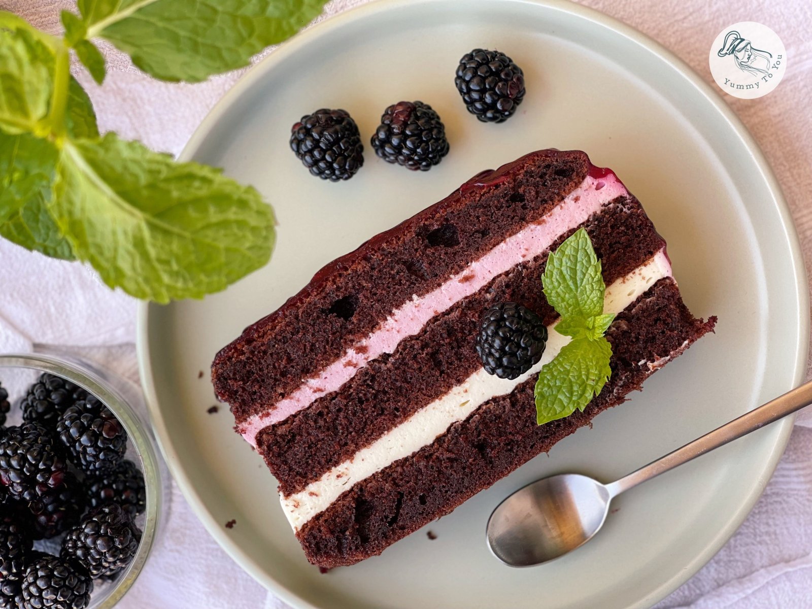 Duo Blackberry Cake – Cocoa Sponge, Silky Cream and Blackberry Jelly