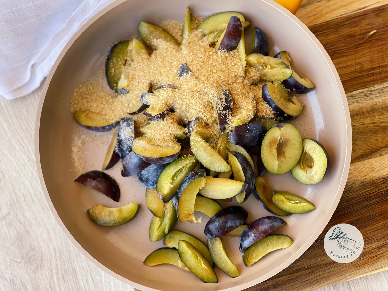 pregatire sos de prune 1 pregatire sos de prune 1