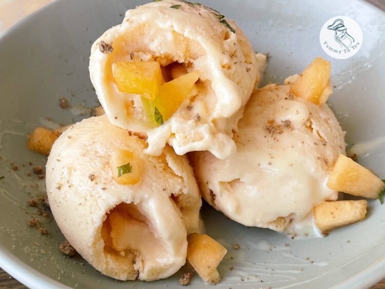 Înghețată cremoasă de pepene galben servire 3 Înghețată cremoasă de pepene galben servire 3