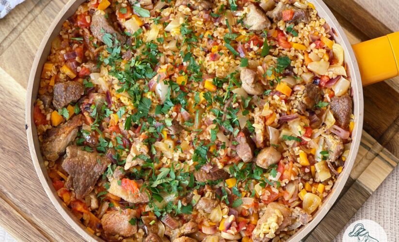 Bulgur cu carne de porc și dovlecel la grill cover photo