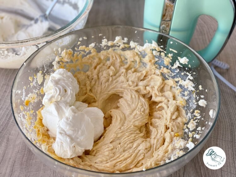 incorporare crema mascarpone cu frisca incorporare crema mascarpone cu frisca
