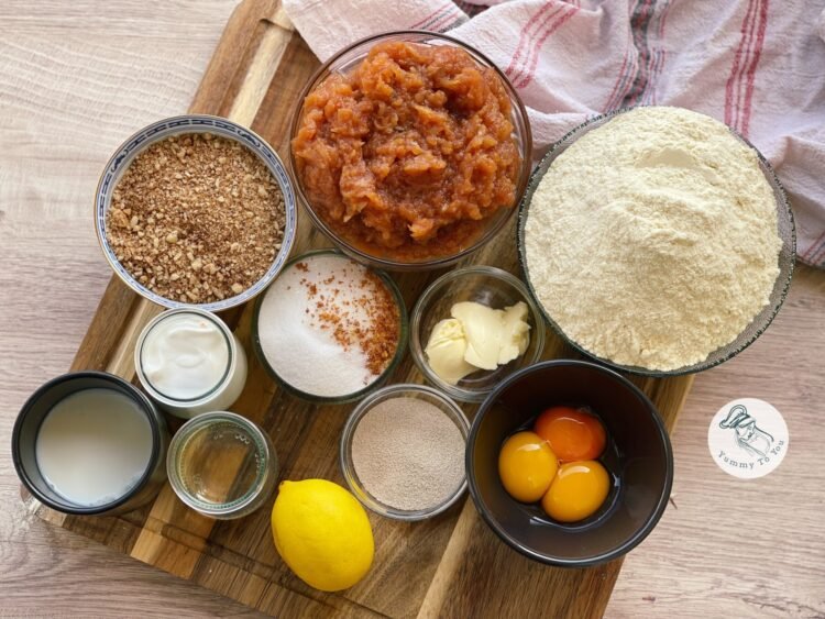 Rulouri cu mere, nucă și scorțișoară ingrediente Rulouri cu mere, nucă și scorțișoară ingrediente