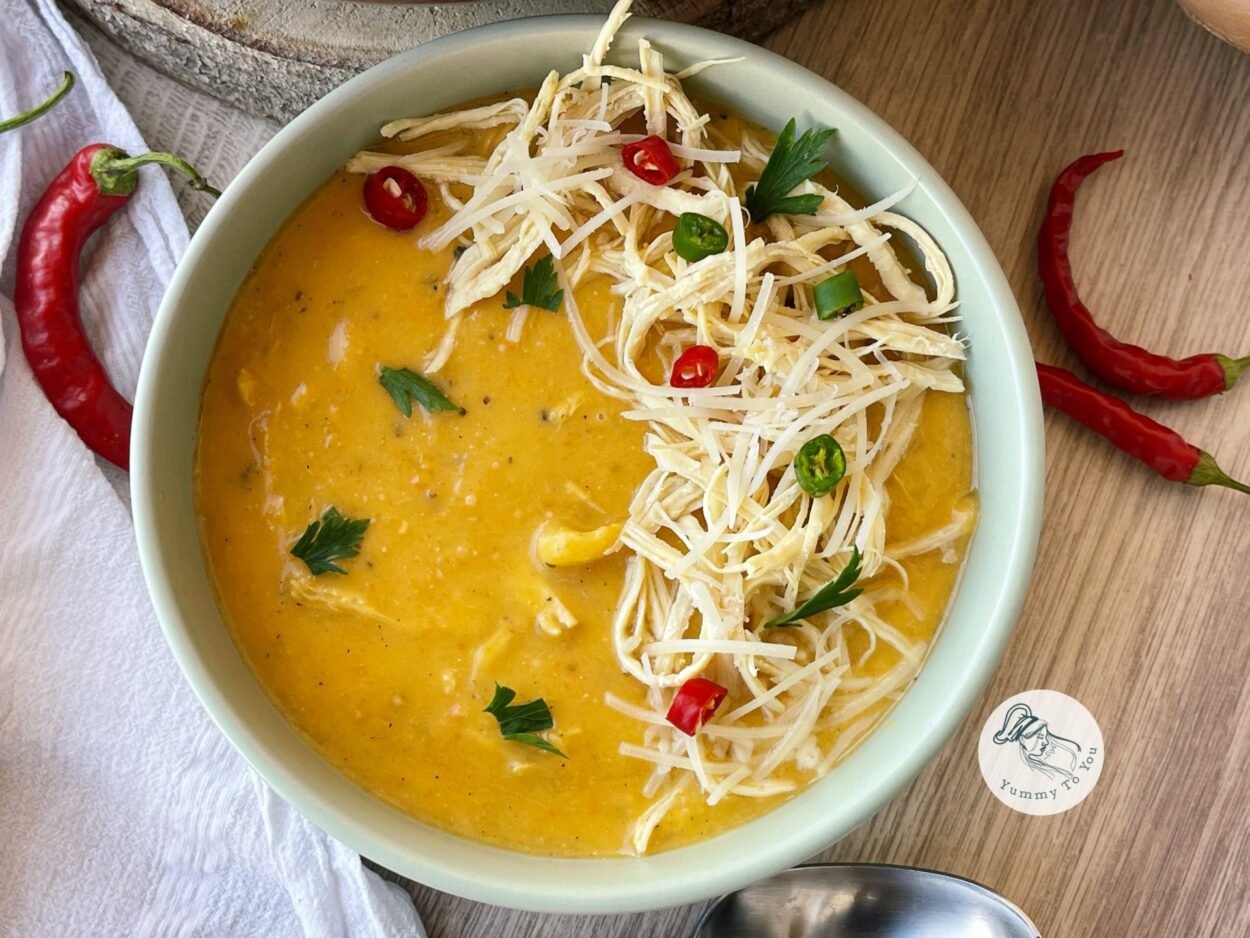 Creamy Roasted Pumpkin Soup with Chicken and Parmesan – A Flavorful Recipe