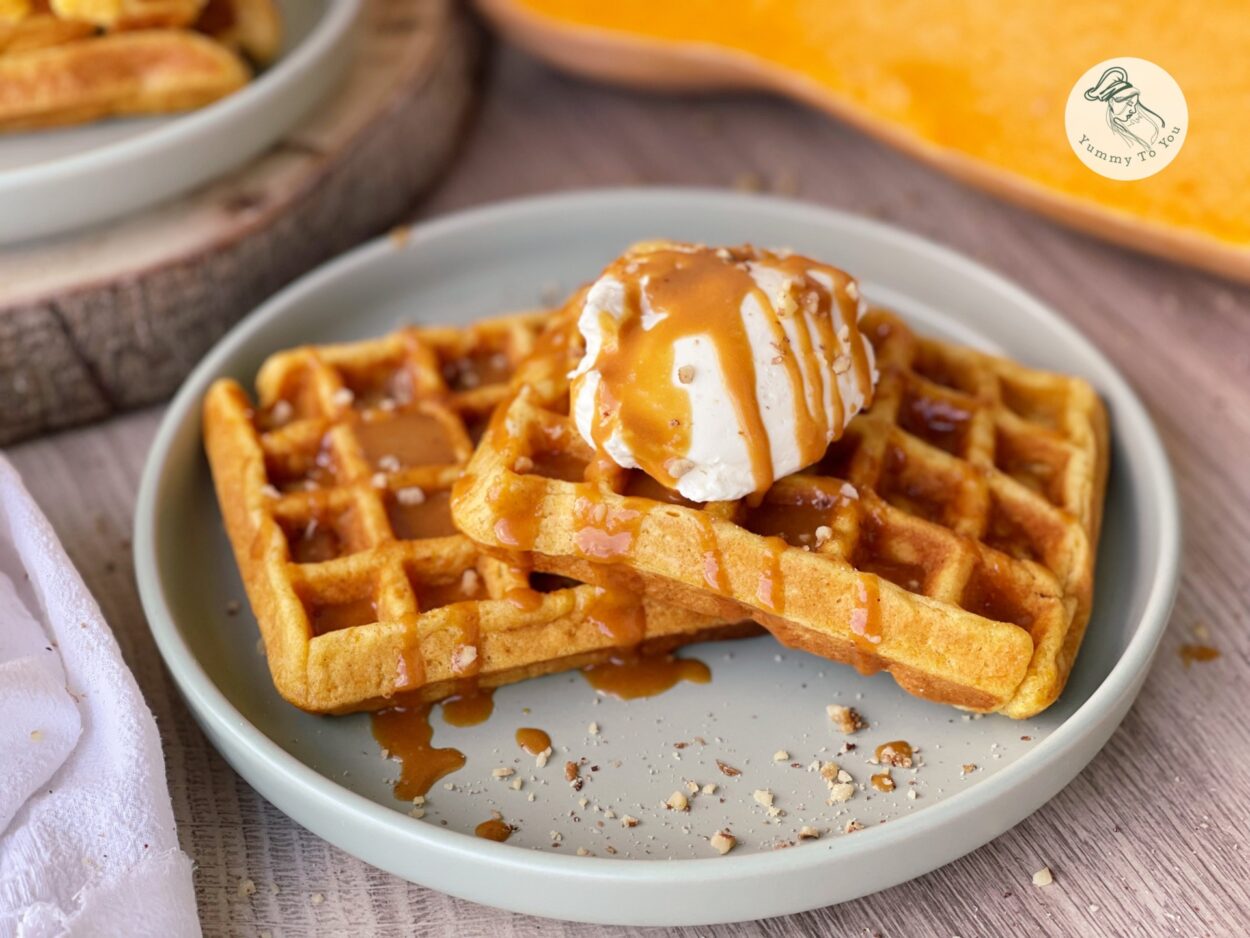 Roasted Pumpkin Waffles with Salted Caramel – Quick and Fluffy Recipe